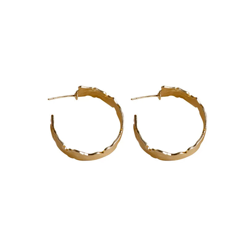 2023 New Vintage Hollow Circle Irregular C-shaped Ear Clip Female Cool Style Earrings Gift Wholesale