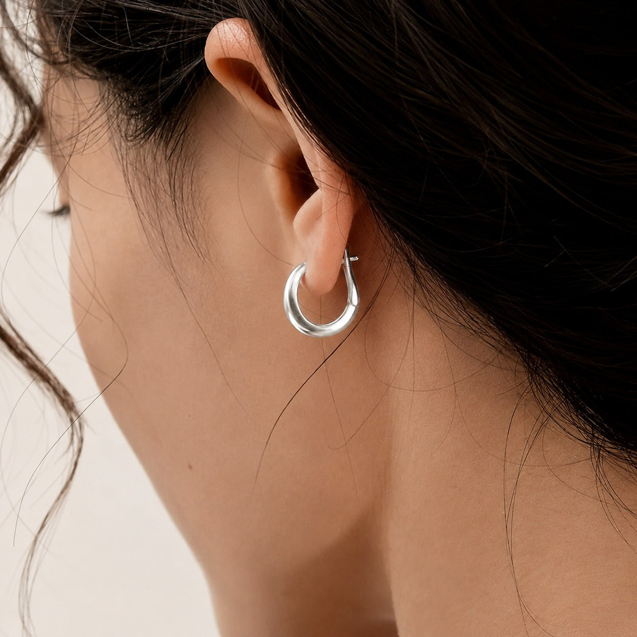 Chunky Huggie Hoops