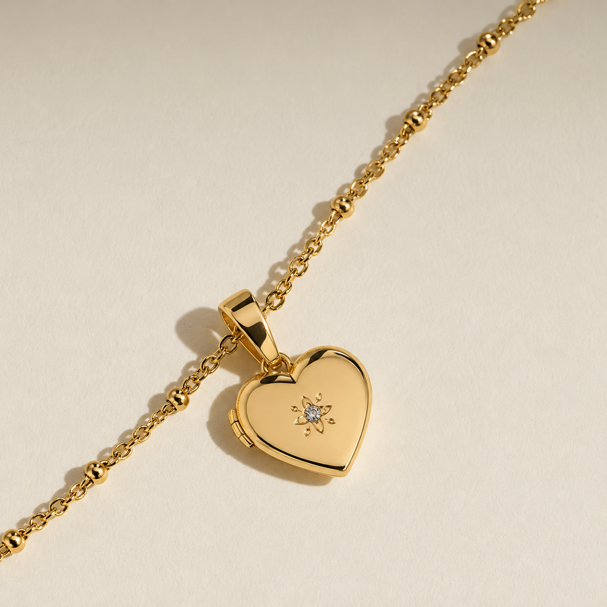 Vintage Photo Locket Necklace