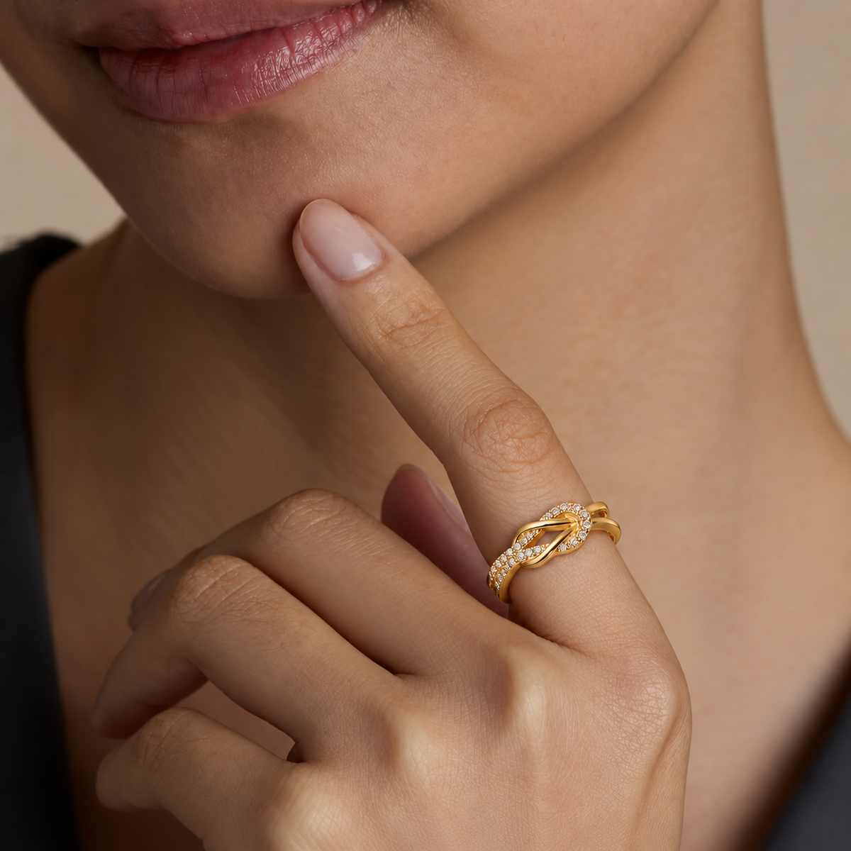 Zircon Knot Ring