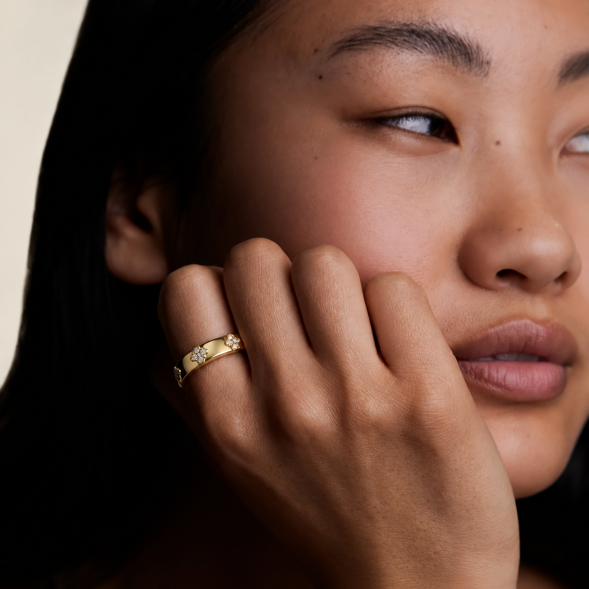 Floral Crystal Band Ring