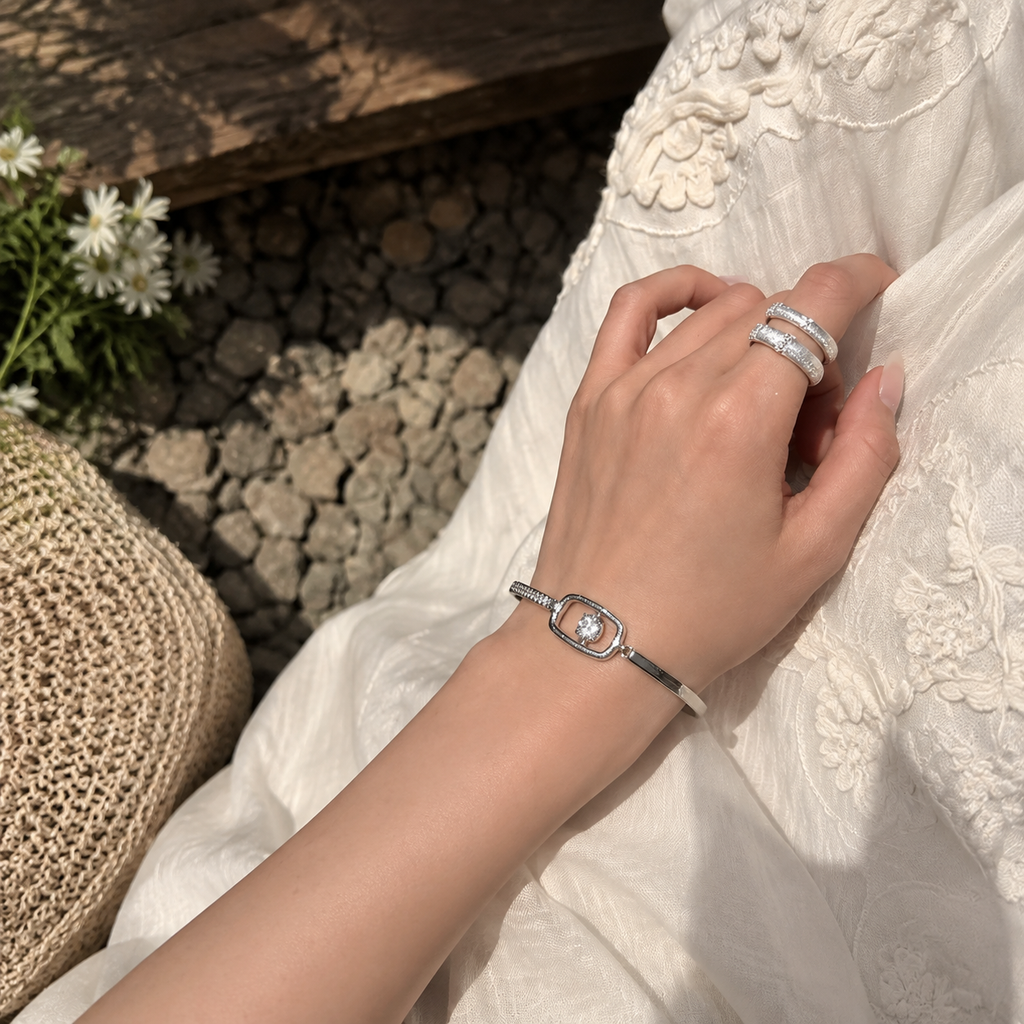 Crystal Link Bracelet