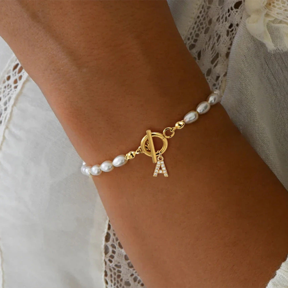 Imitation pearl bead bracelet with rhinestone twenty-six English letters, versatile style