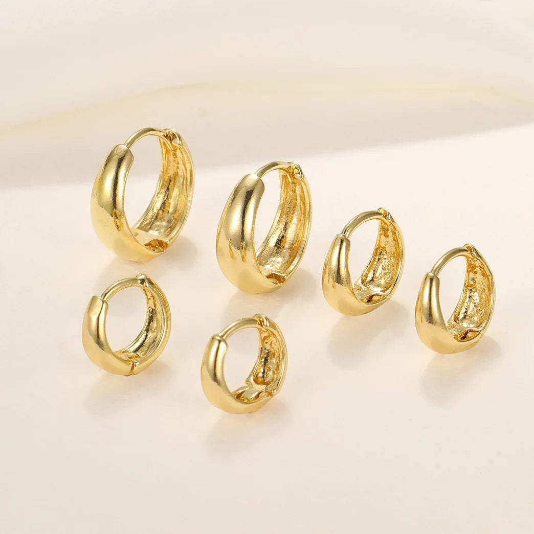 Minimalist Chunky Gold Stackable Earrings set