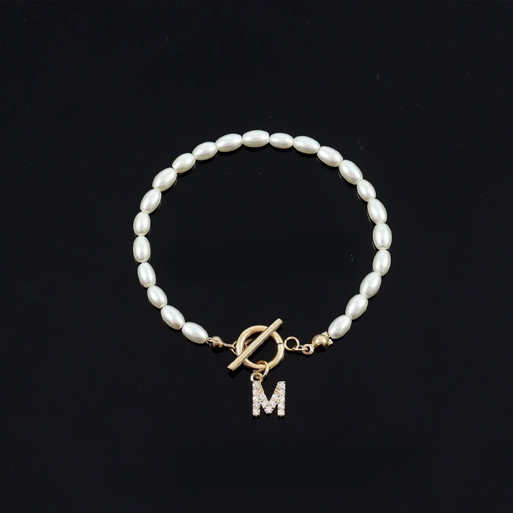 Imitation pearl bead bracelet with rhinestone twenty-six English letters, versatile style