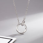 Interlocking Circle Pendant Necklace