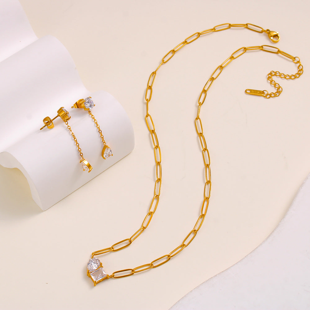 Crystal gold earring