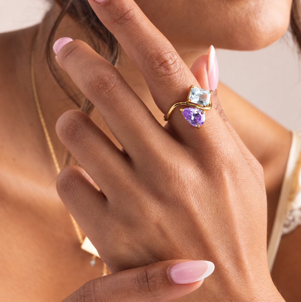 Navae Birthstone Ring